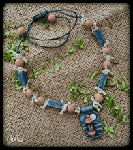 Collar de garita y luna llena (#104)